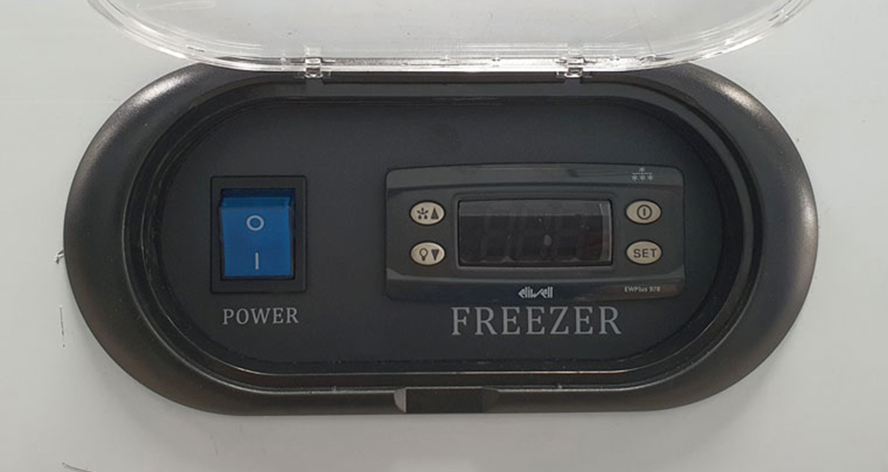 Tủ đông 4 cánh inox Berjaya BS4DUF/Z