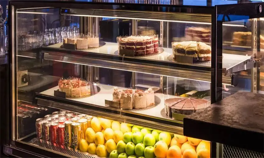 Tủ bánh kem kính vuông Berjaya RCS12SB13-2FB