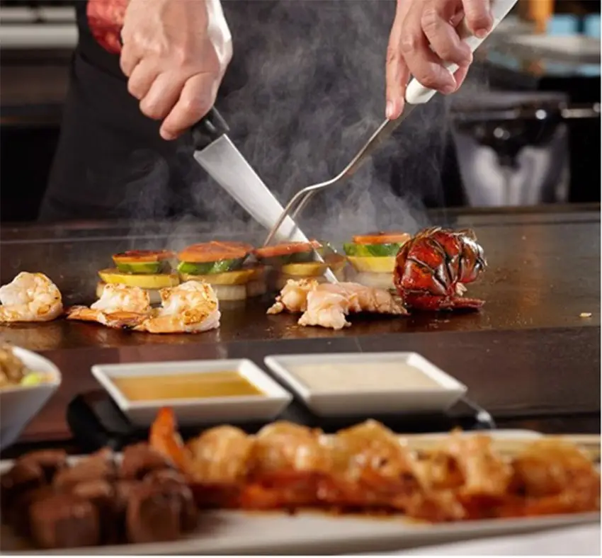 Bếp chiên bề mặt dùng gas có chân đứng Berjaya GG2BFS-17