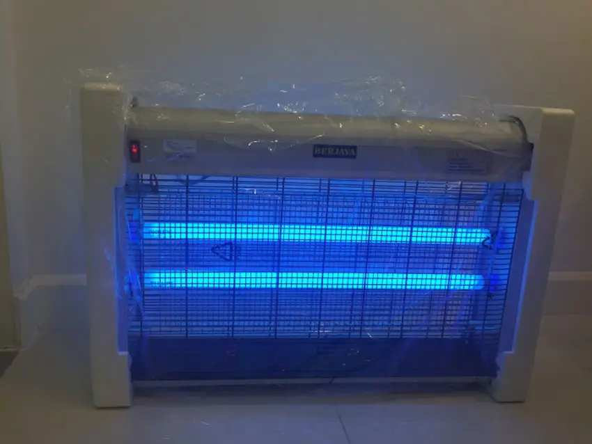 Đèn diệt côn trùng Berjaya BJY-IK40A